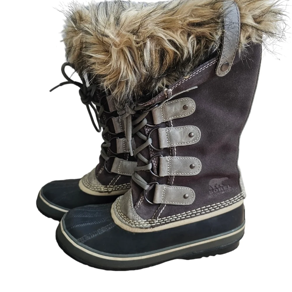 SOREL WOMEN'S JOAN OF ARCTIC™ BOOT in Quarry Black - Size 8